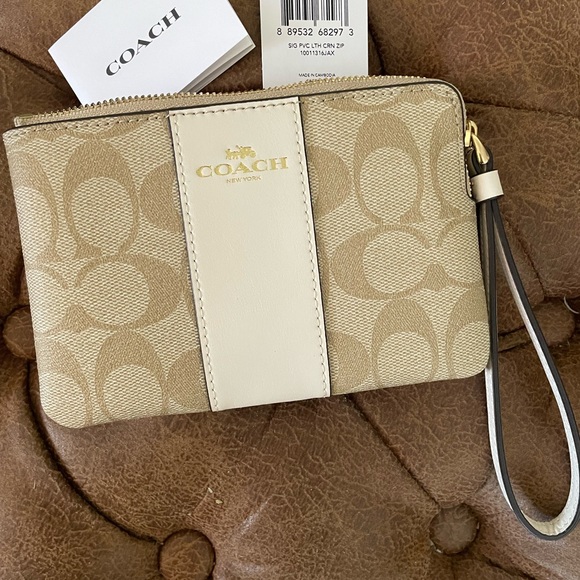 coach wallet - Picture 3 of 3